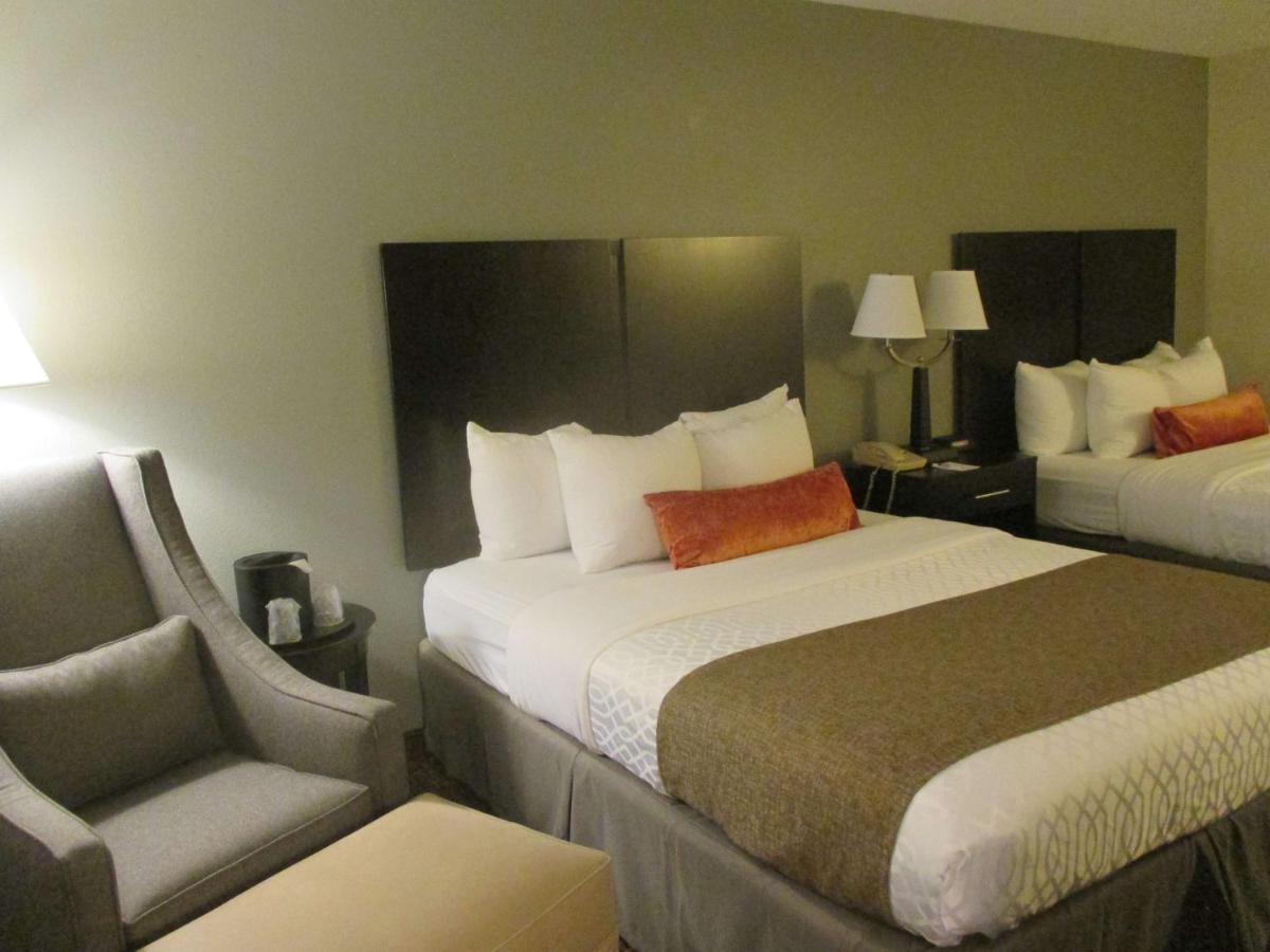Best Western Plus Omaha Airport Inn Carter Lake Екстериор снимка